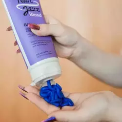 HAIR JAZZ Volle Routine gegen Gelbstich für blondes und graues Haar